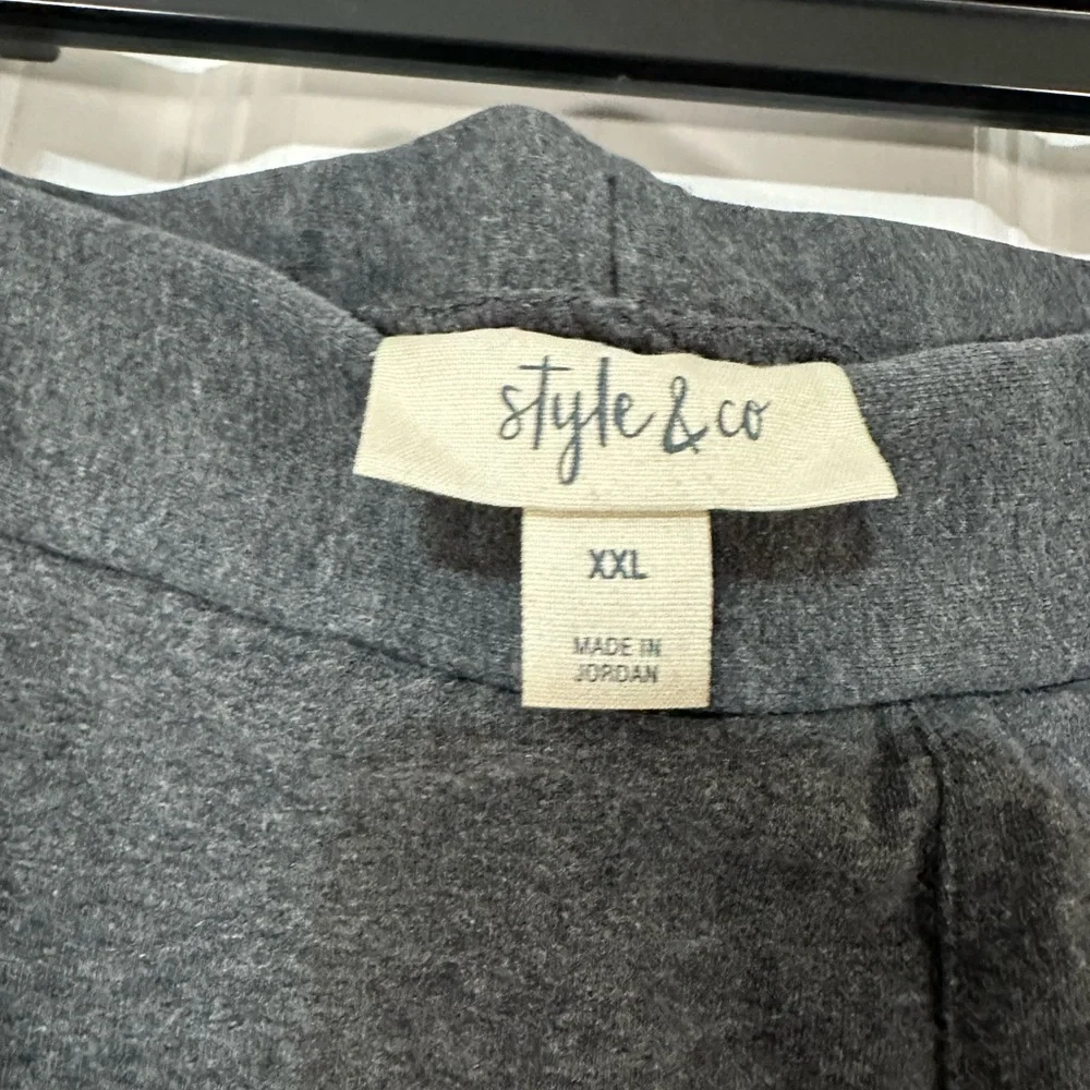 Style & Co. Gray and navy capri length Leggings - Picture 3 of 11